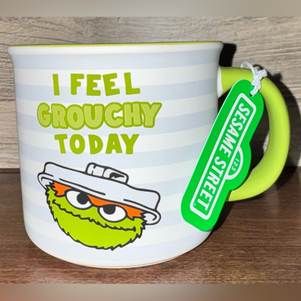 Super Cute 🥰 Sesame Street OSCAR The Grouch Mug 'I FEEL GROUCHY TODAY'